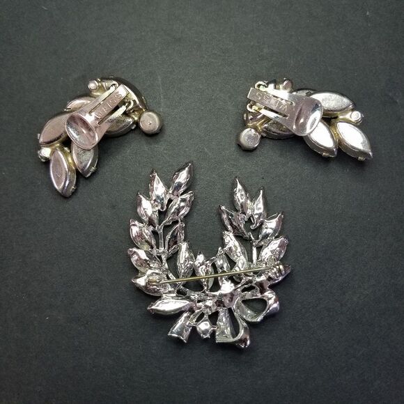 Vintage Albert Weiss Signed Demi-Parure Blue Rhinestone Brooch Pin Earring Set - Picture 12 of 12